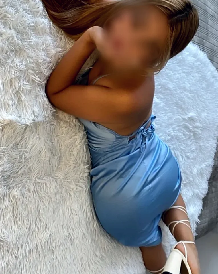 Charlotte, 35